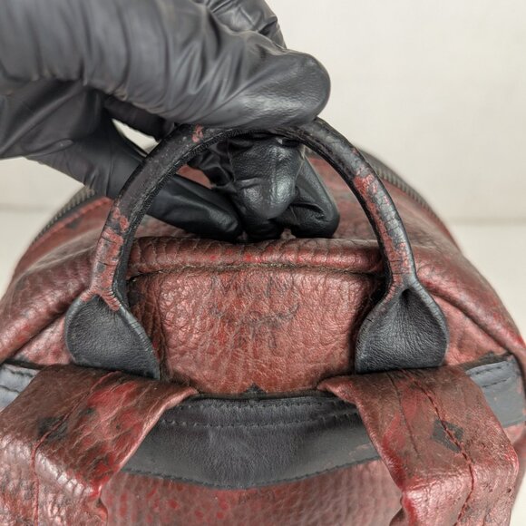 MCM Metallic Visetos Side Stud Stark Leather Backpack Burgundy Made in korea. main image 12